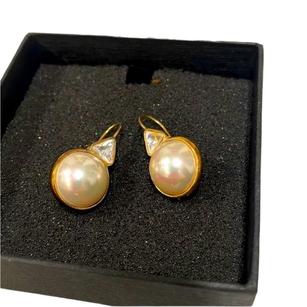 Vintage pearl and rhinestone earrings